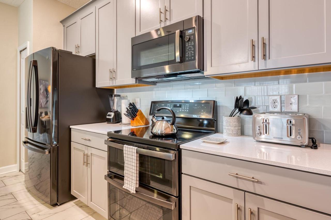Awesome Home With Private Pool Near Disney 키시미 외부 사진