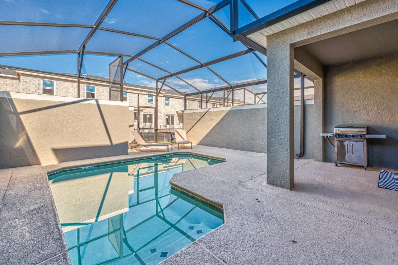 Awesome Home With Private Pool Near Disney 키시미 외부 사진